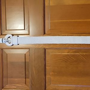 Stretchy chunky women's belt